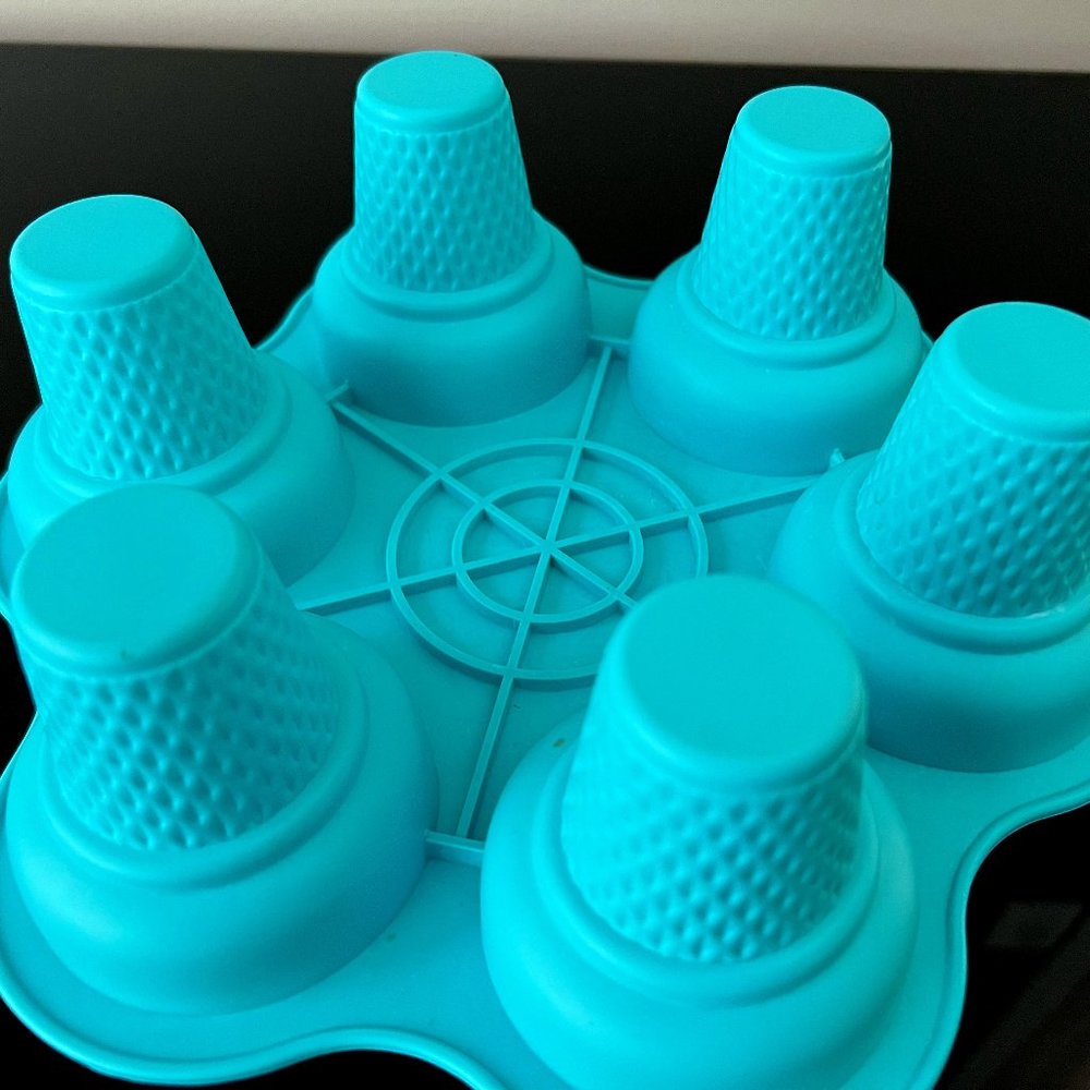 Silicone 6 Cupcake Baking Tray - Icecream cone shape